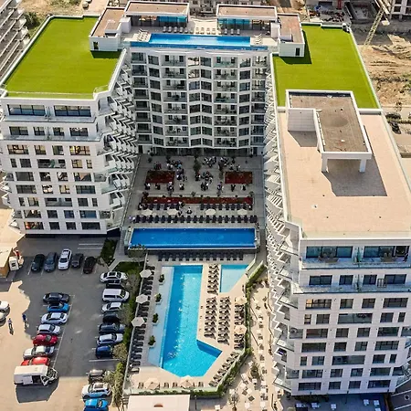 Soleil Marie In Infinity - Parking Mamaia