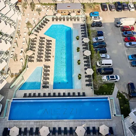 Soleil Marie In Infinity Pool & Apartman