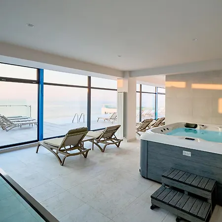 아파트 Soleil Marie In Infinity Pool & 마마이아