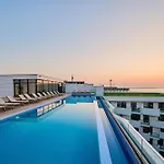 Soleil Marie In Infinity Pool & Mamaia