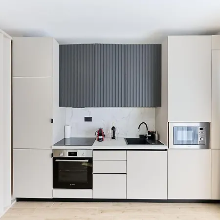 Apartament Soleil Marie - Infinity Pool & Mamaia