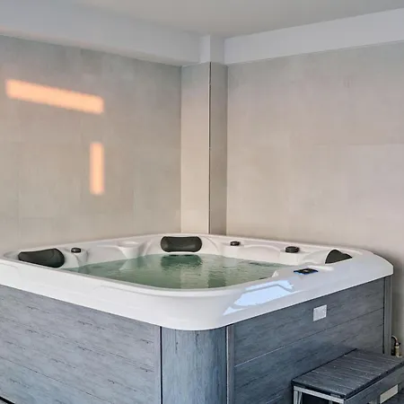 Soleil Marie - Infinity Pool &