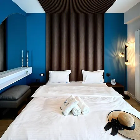 Soleil Marie - Infinity Pool & Appartement Mamaia